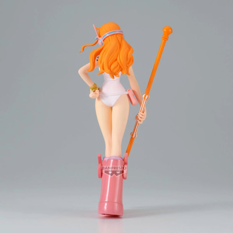 Nami EGGHEAD (One Piece) - Banpresto-BANDAI Figure
